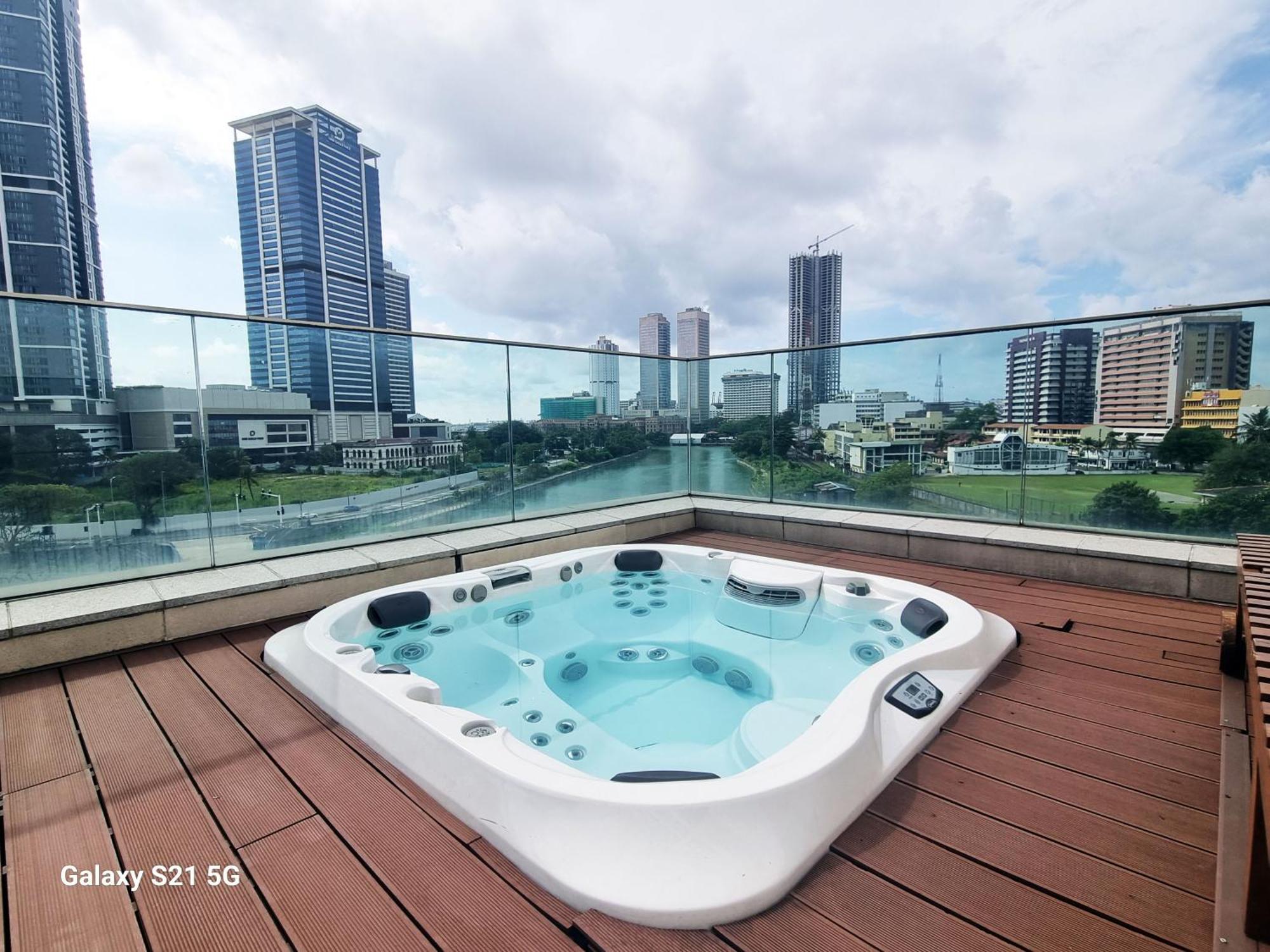 Cinnamon Life - Residencies, *